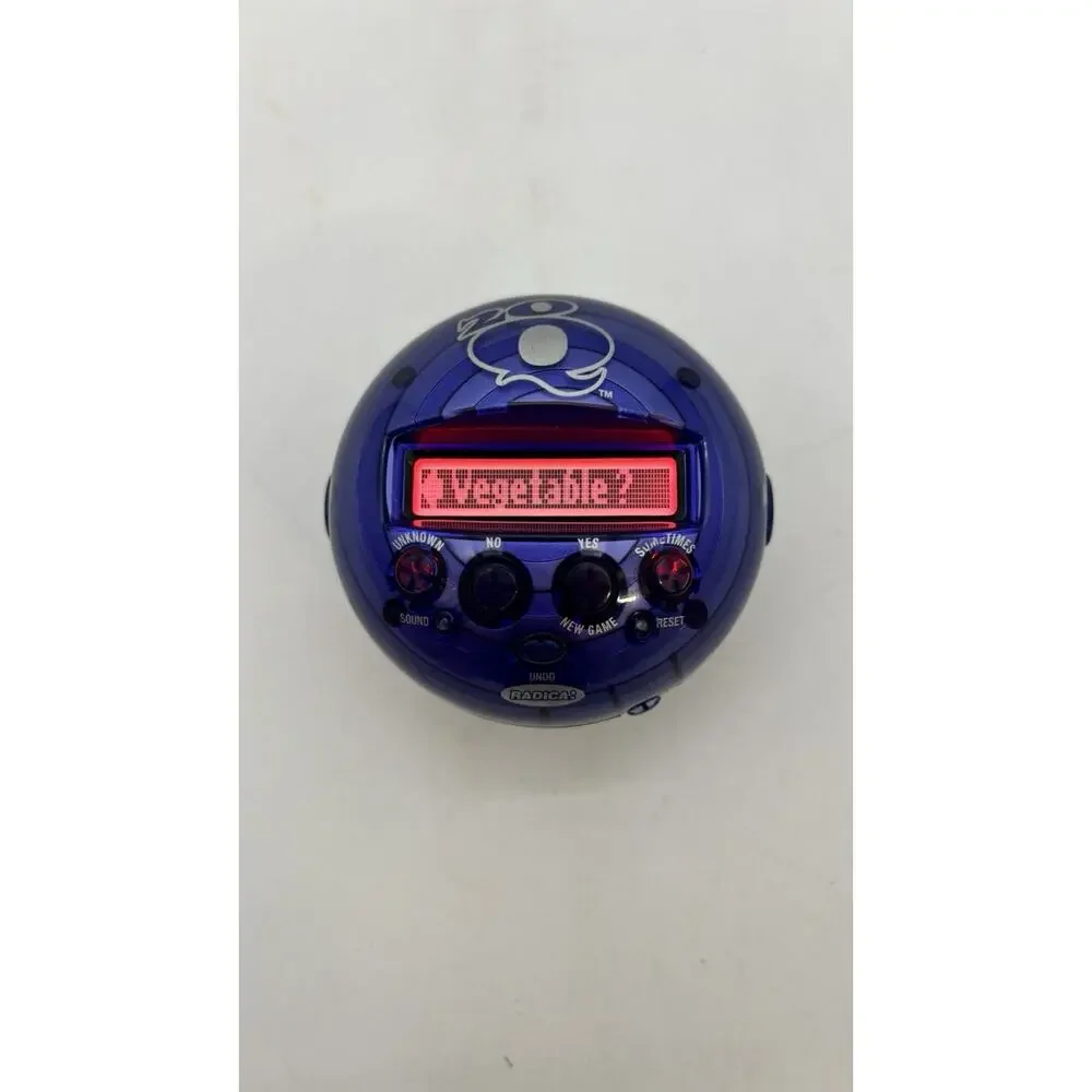 RADICA Handheld Game 20Q Battery Operated Purple 20 Questions Tested Works
